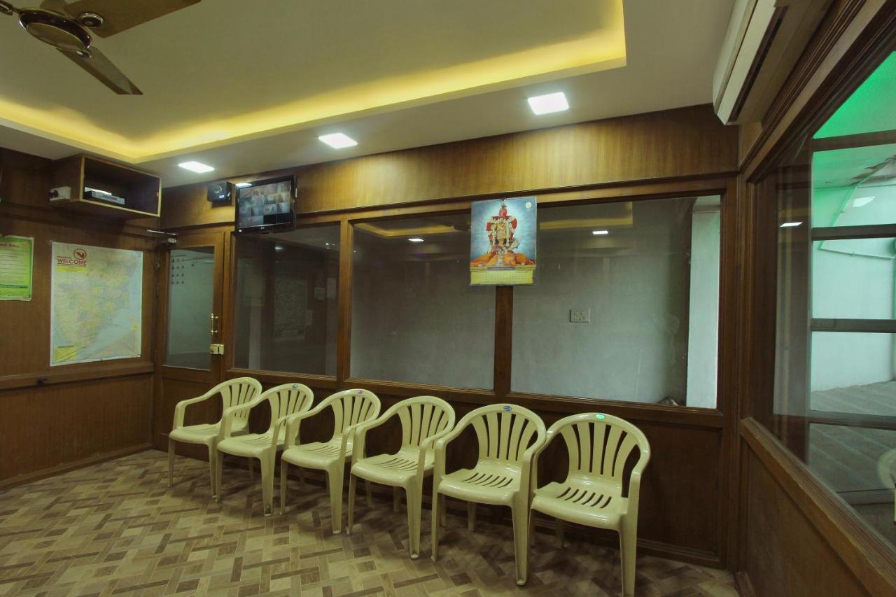 Hotel Oyo Flagship 16345 Pkn Residency Madurai Exterior foto